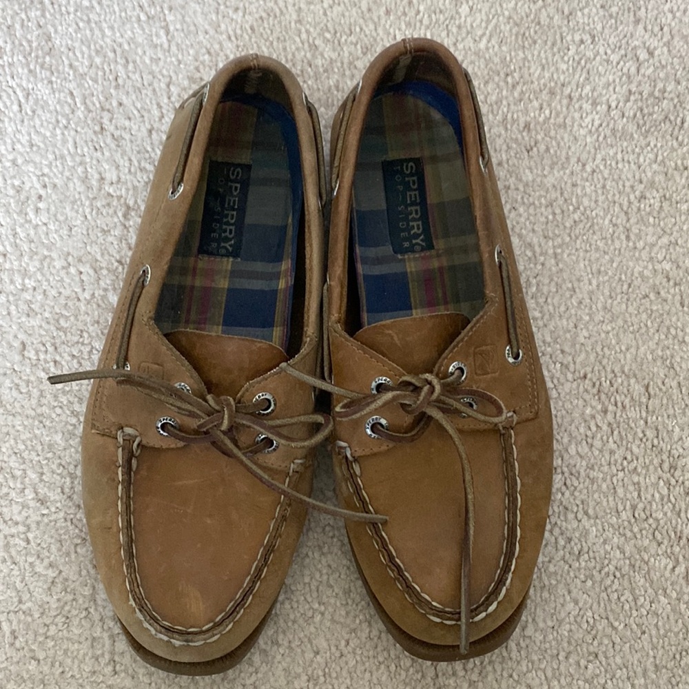 Sperry Topsiders